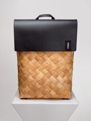 byork j7dl7ca5lmg unsplash